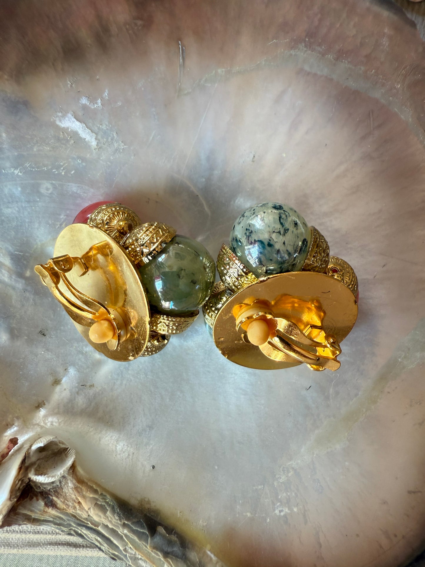 80’s Clip on earrings