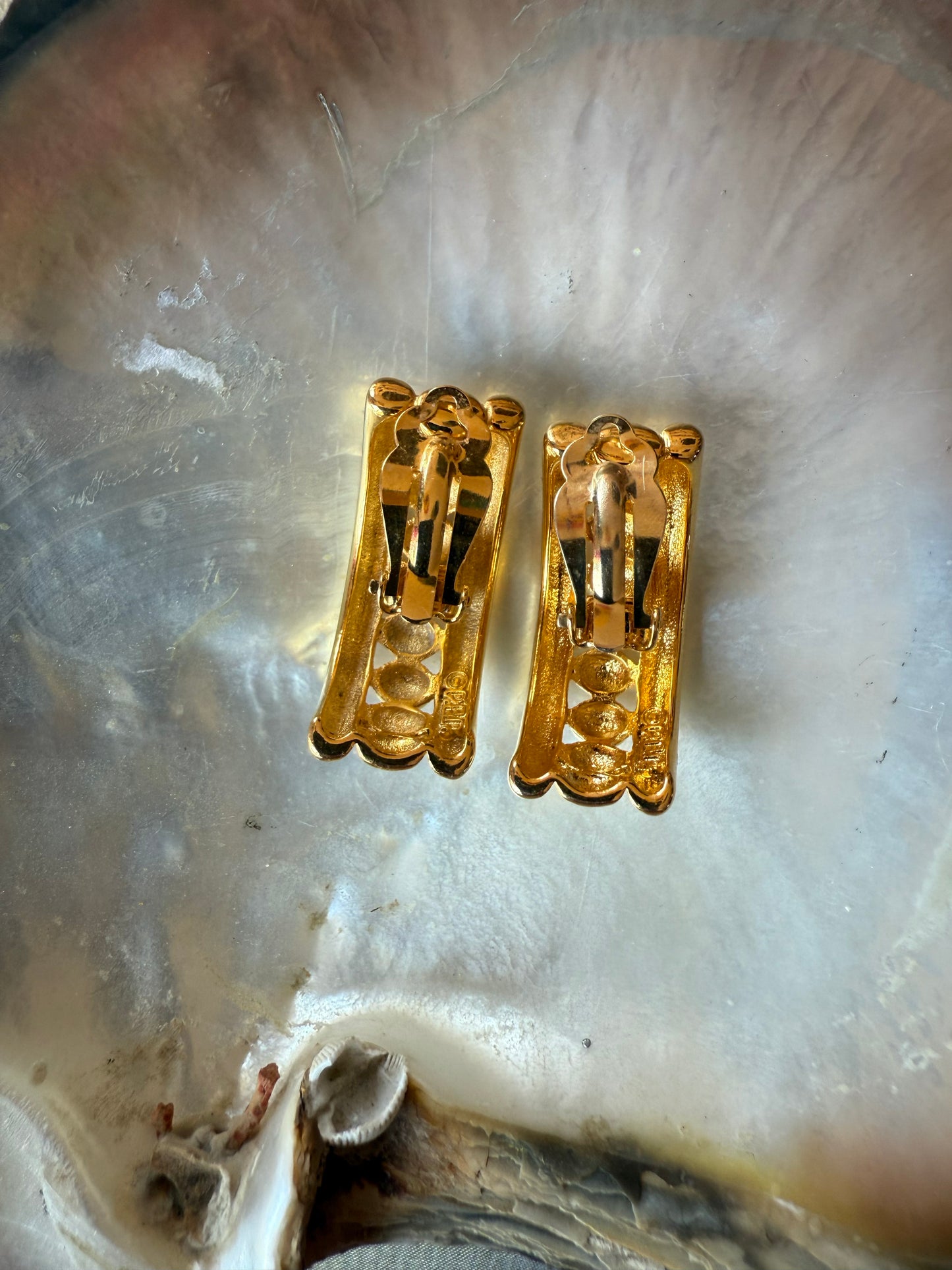 80’s Clip on earrings