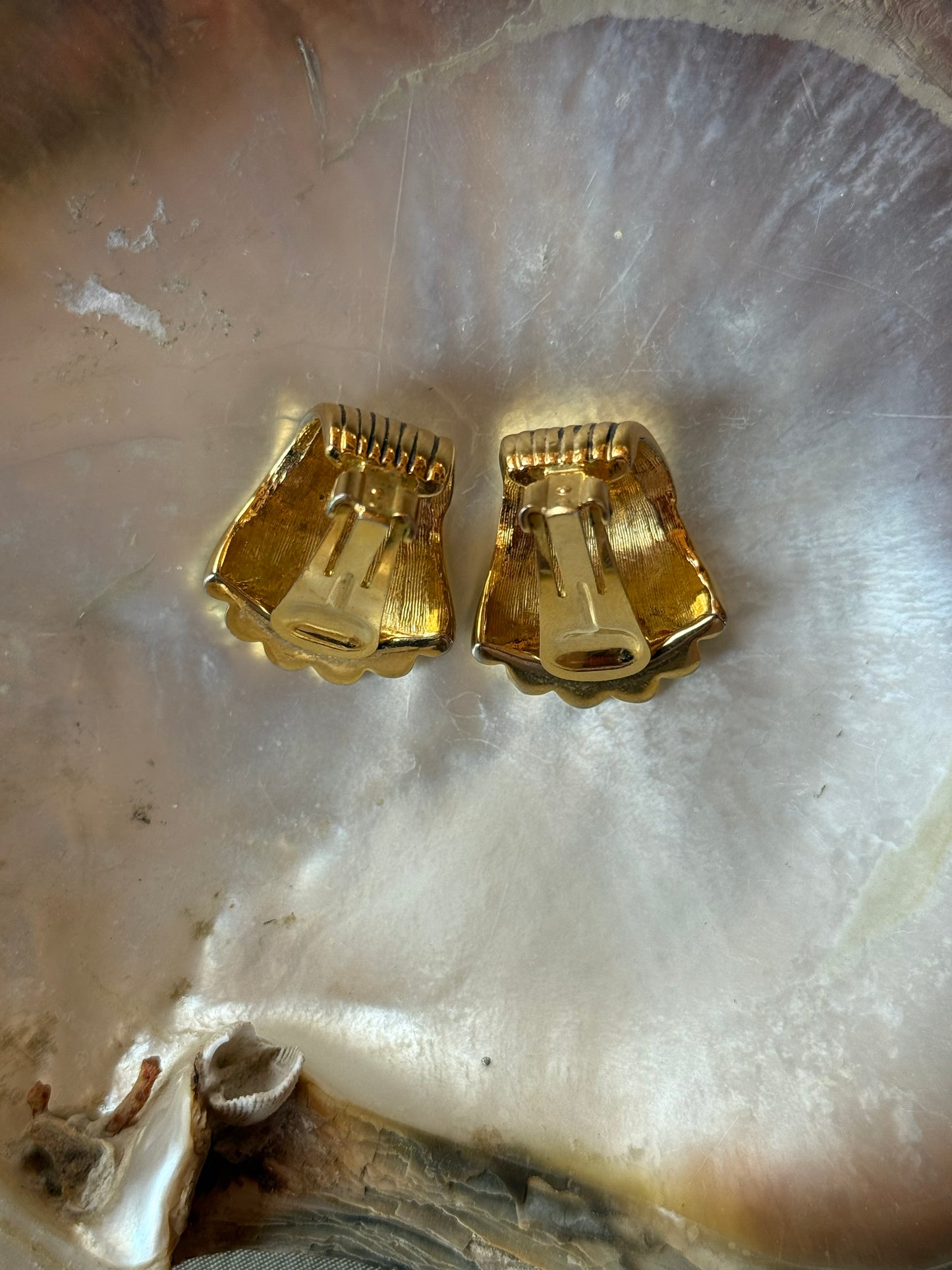 80’s Clip on earrings
